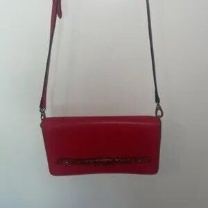 AMAZING BCBMaxAzria Red Leather Cross Body Shoulder bag Red Alligator Print